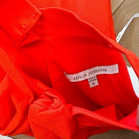 Julia Jordan Halter Neck Jumpsuit ORANGE - Picture 2 of 4